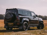 LAND ROVER DEFENDER 110