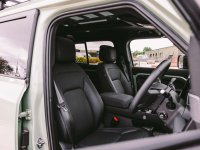 LAND ROVER DEFENDER 110
